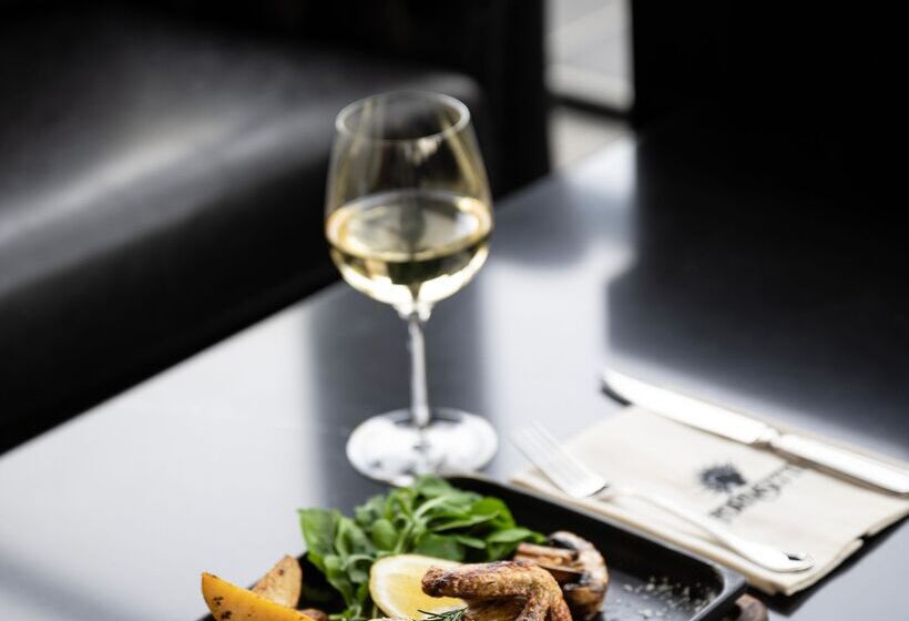 Отель Concorde Tower & Casino & Convention & Spa