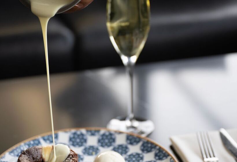 Отель Concorde Tower & Casino & Convention & Spa