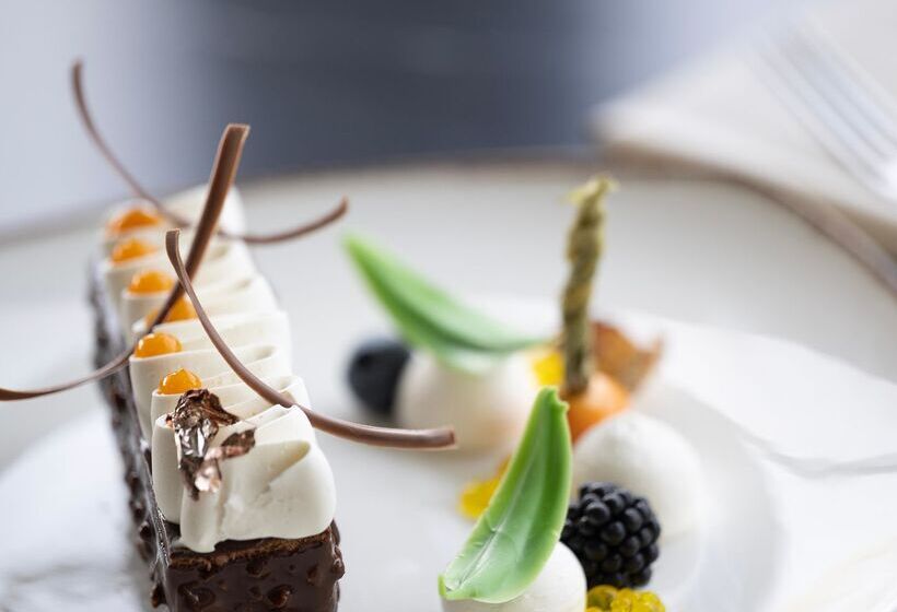 Отель Concorde Tower & Casino & Convention & Spa