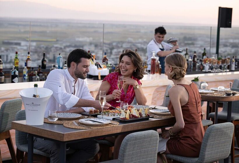 Отель Concorde Tower & Casino & Convention & Spa