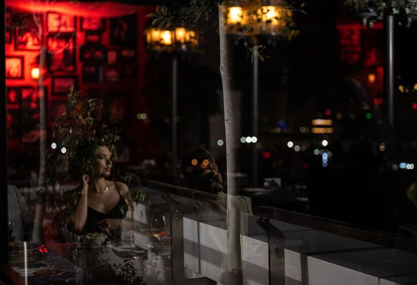 Отель Concorde Tower & Casino & Convention & Spa