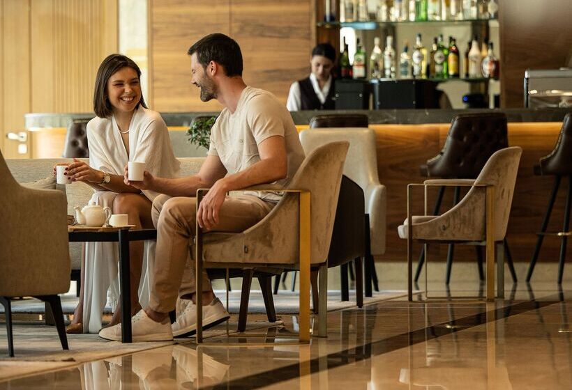 Отель Concorde Tower & Casino & Convention & Spa