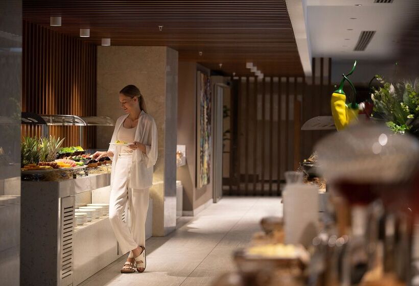 Отель Concorde Tower & Casino & Convention & Spa