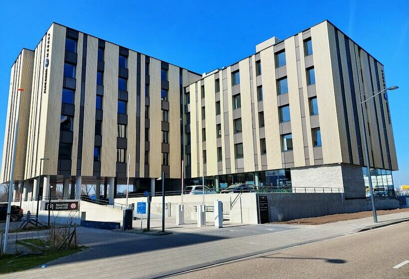 Fletcher Hotel Rotterdam Airport