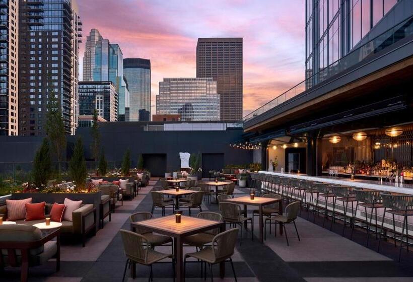 Four Seasons Hotel Minneapolis