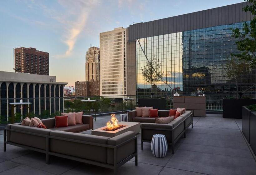 Four Seasons Hotel Minneapolis