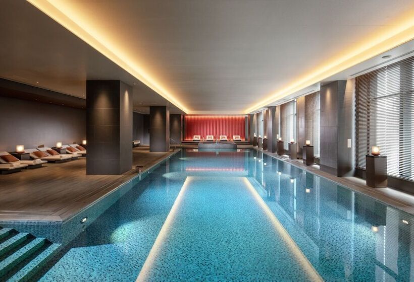 Отель Hilton Hiroshima