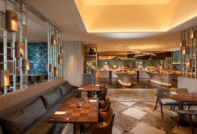 Отель Hilton Hiroshima