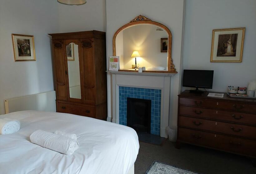 Отель Moggerhanger Park