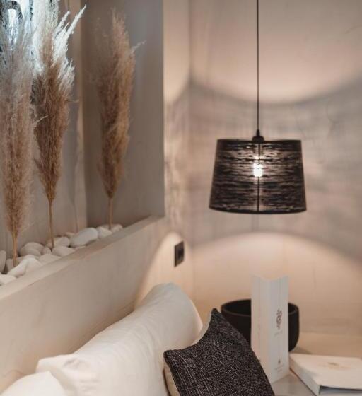 酒店 The Sand Suites   Adults Only