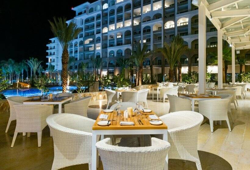 Отель Villa La Valencia Beach Resort & Spa Los Cabos