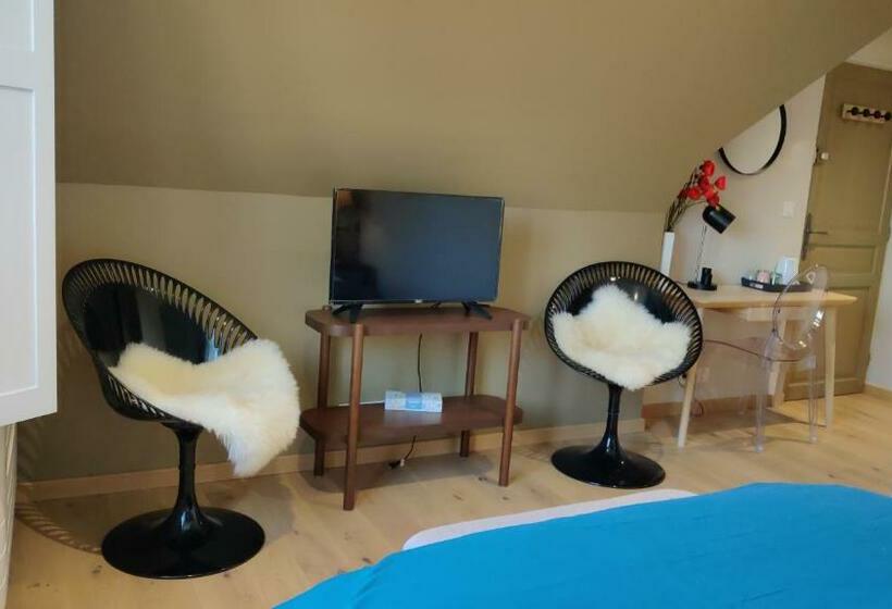 צימר Les Coquelicots   Chambre Babette