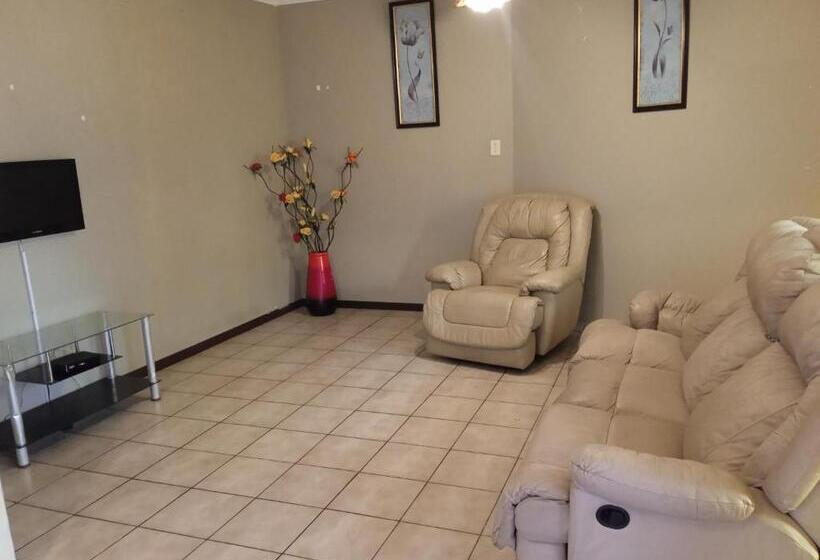 צימר Lux Contractors Accommodation