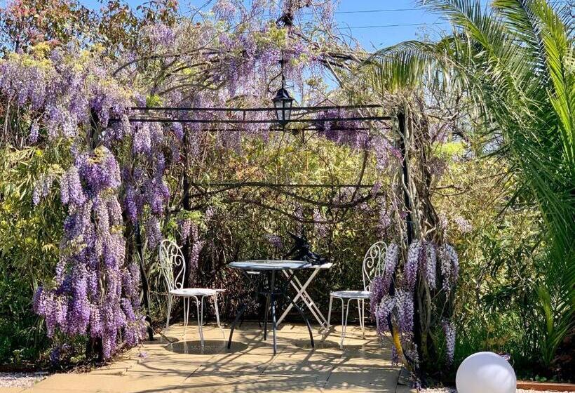 ベッドアンドブレックファースト Villa La Rose Des Vents