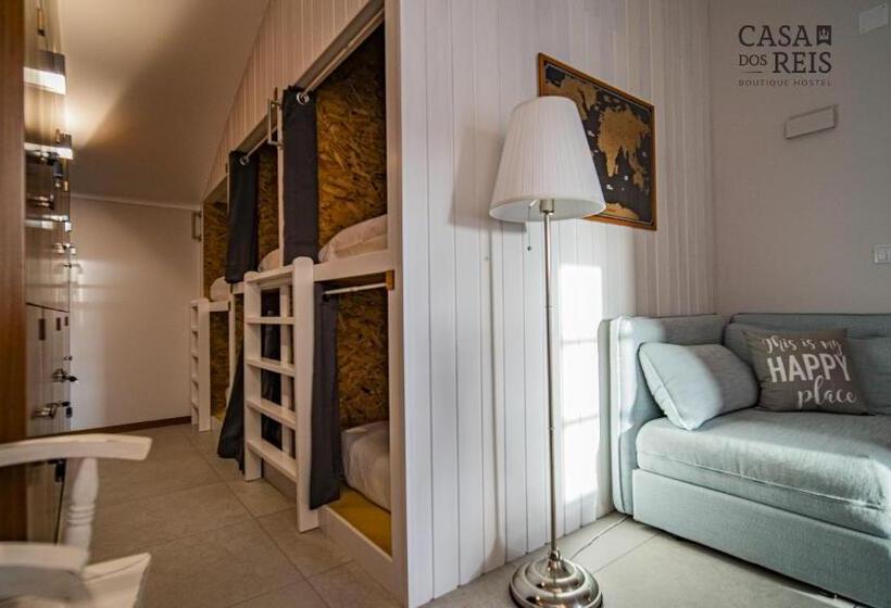 Casa Dos Reis Boutique Hostel