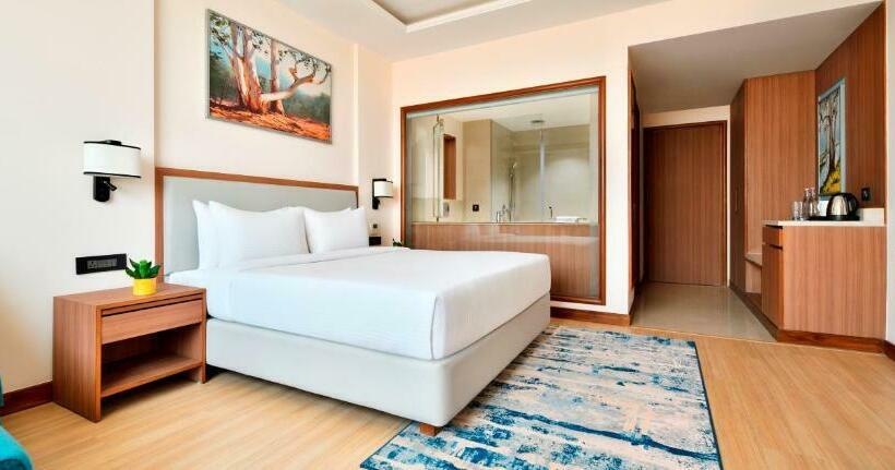 فندق Golden Tulip Jalandhar