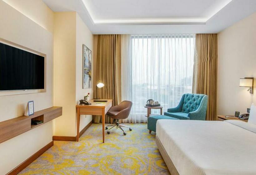 فندق Golden Tulip Jalandhar