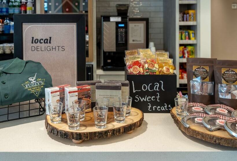 ホテル Hilton Garden Inn Jeffersonville Louisville North