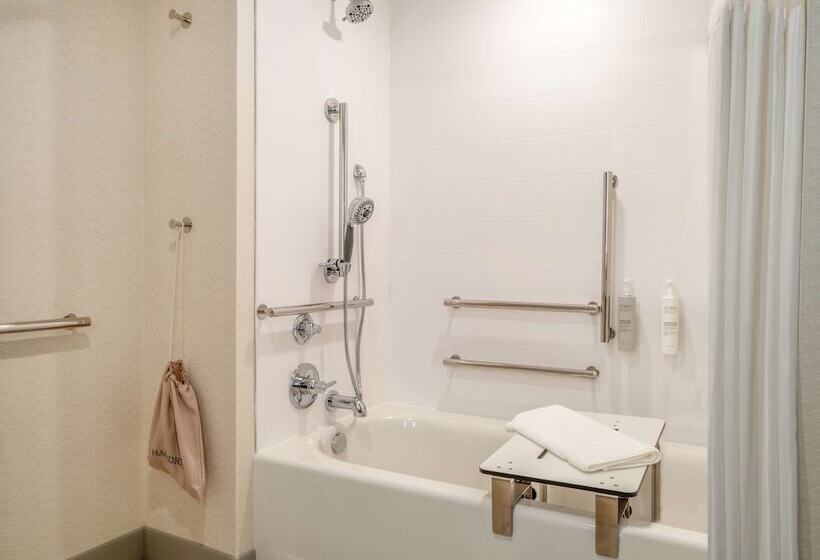 ホテル Hilton Garden Inn Jeffersonville Louisville North