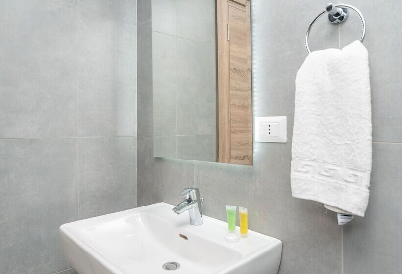 Liv Weibdeh Hotel Suites