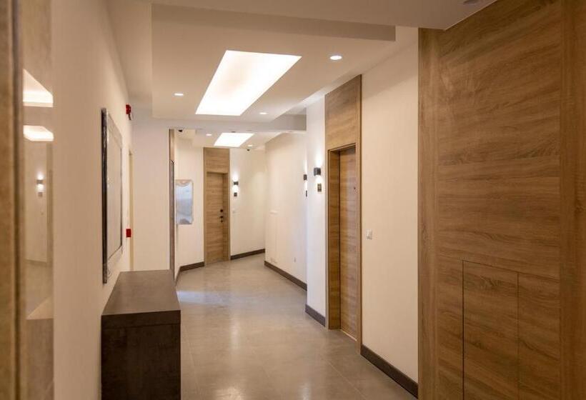 Liv Weibdeh Hotel Suites