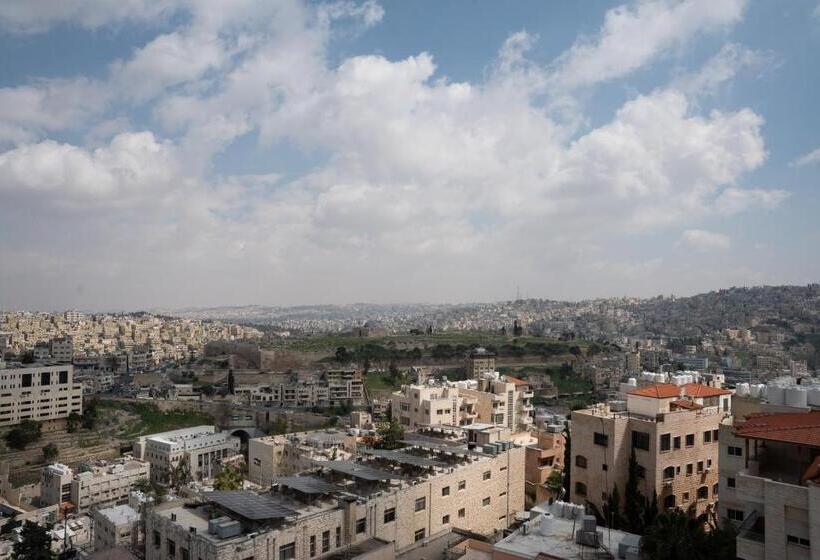 Liv Weibdeh Hotel Suites