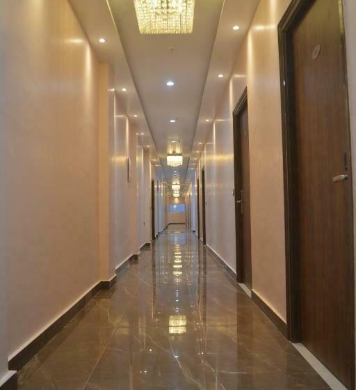 Maharaja Hotel & Banquet