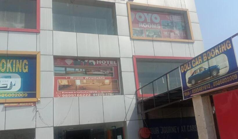 בית מלון כפרי Oyo 87740 The Paris