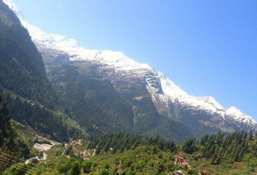 فندق Oyo 87770 Shiva Power  & Cafe