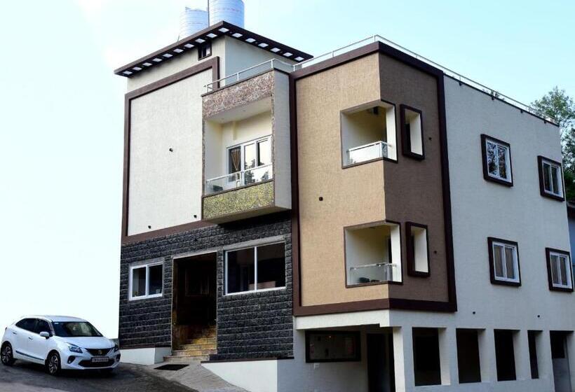 هتل R Inn Yercaud