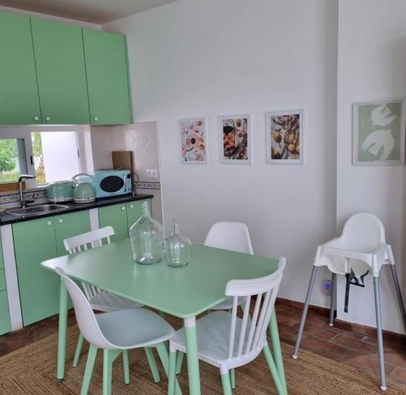 Отель Cosy Guest House   Villa Das Alfarrobas