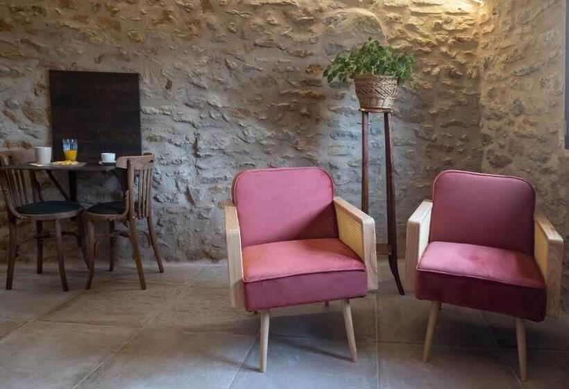 بنسيون 40 De Mayo