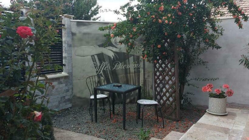 بنسيون Casa Adriana