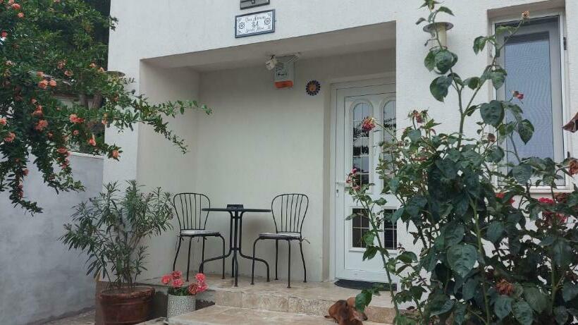 بنسيون Casa Adriana