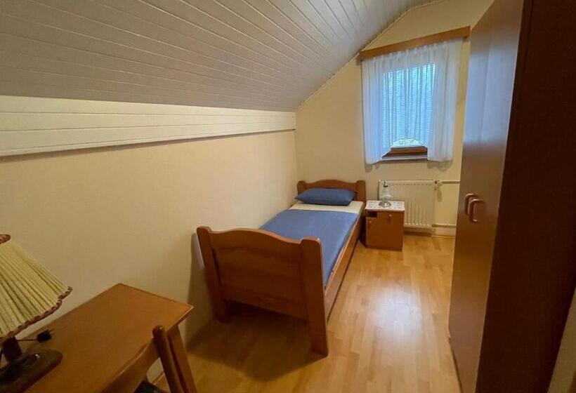 پانسیون Kegljišče Visole Apartmaji In Sobe