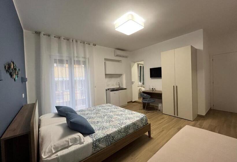 تختخواب و صبحانه Oltremare Rooms Agropoli