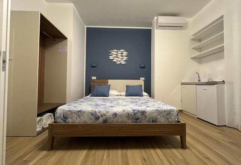 مبيت وإفطار Oltremare Rooms Agropoli