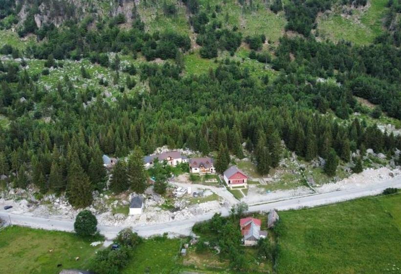 민박 Bujtina Arlindi