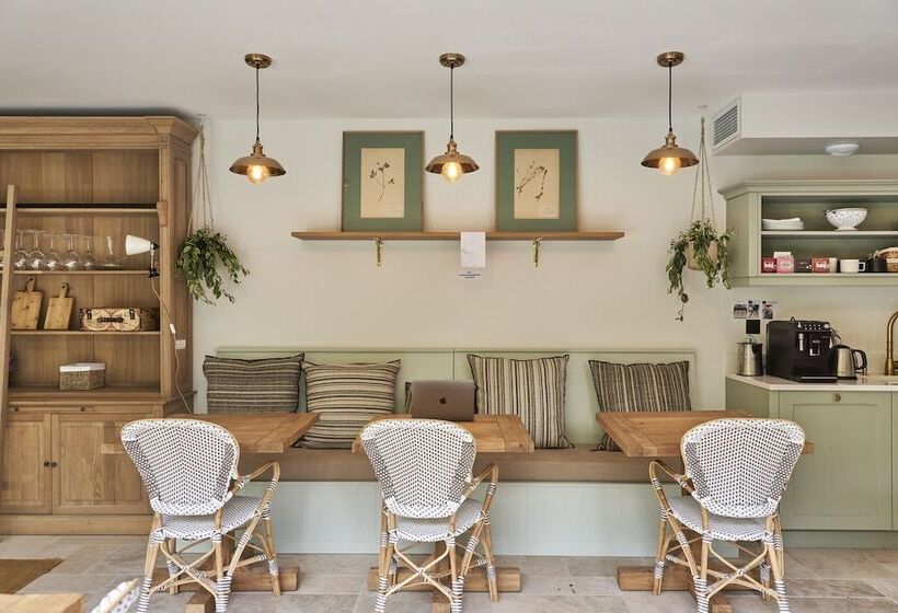 تختخواب و صبحانه Les Pénates Bordelaises   Maison D Hôtes   Guesthouse