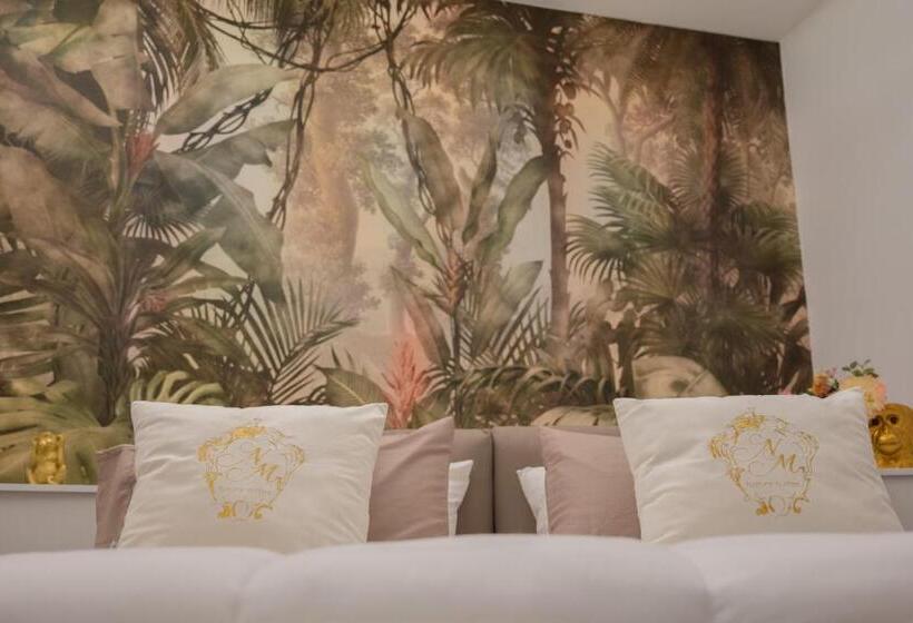 Bed and Breakfast Nm Luxury Suites