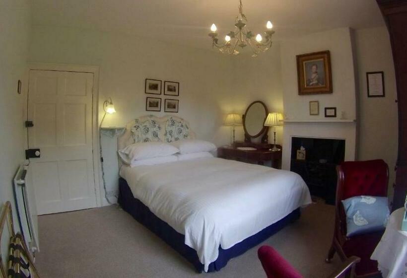 Bed and Breakfast Wood House