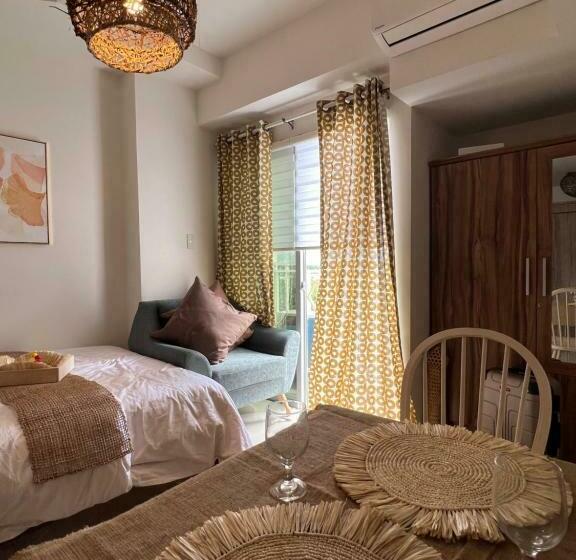 Brand New! Cozy Insperia Condo With Balcony And Samal Island View Beside Abreeza Mall