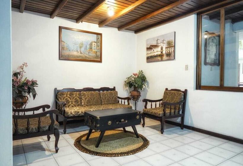 Aleros Hotel Boutique