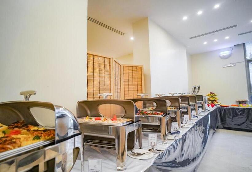 בית מלון כפרי Emaar Elite