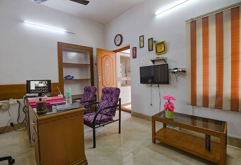 Fabhotel Joy S Residency