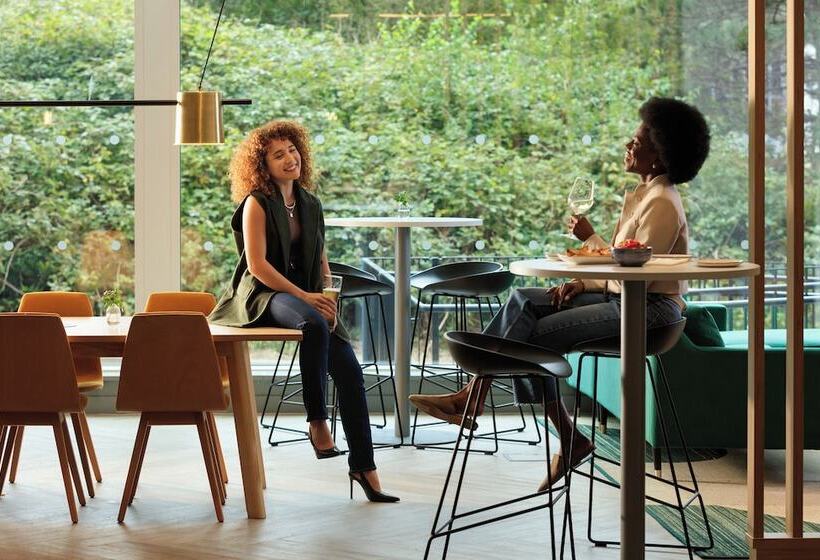 호텔 Holiday Inn Manchester Airport T2, An Ihg