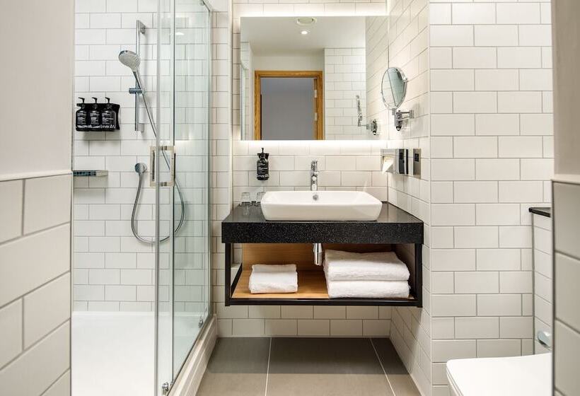 호텔 Holiday Inn Manchester Airport T2, An Ihg