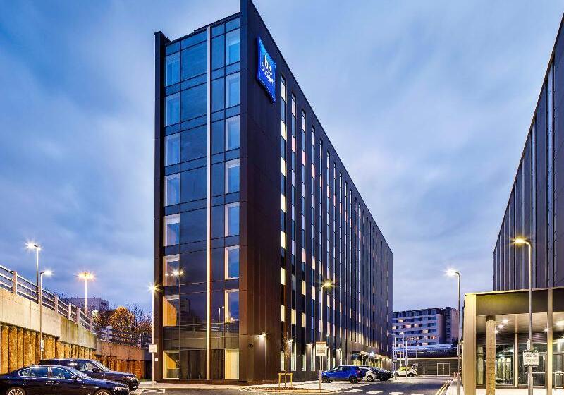 호텔 Holiday Inn Manchester Airport T2, An Ihg