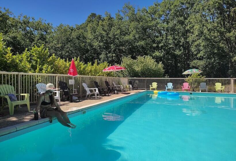 בית מלון כפרי Kamea Club La Gironie