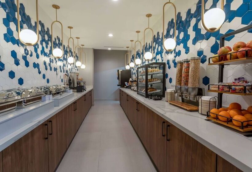 בית מלון כפרי La Quinta Inn & Suites By Wyndham Galt Lodi North